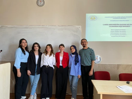 Hemşirelikte Yönetim Dersi Sunumları